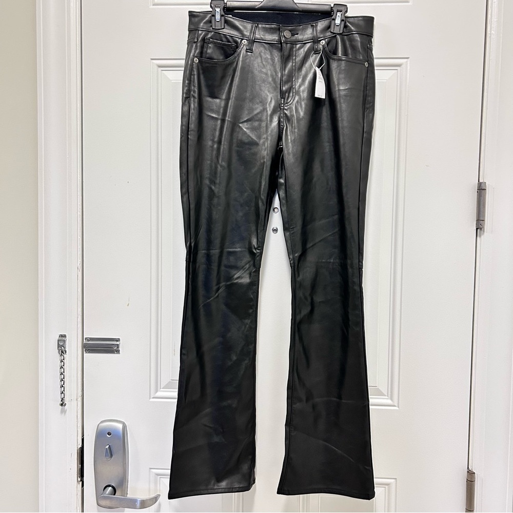GAP Faux Leather Bootcut Pants | Black | Size 30/10 Regular